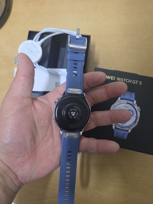 Смарт часы Huawei Watch GT 5