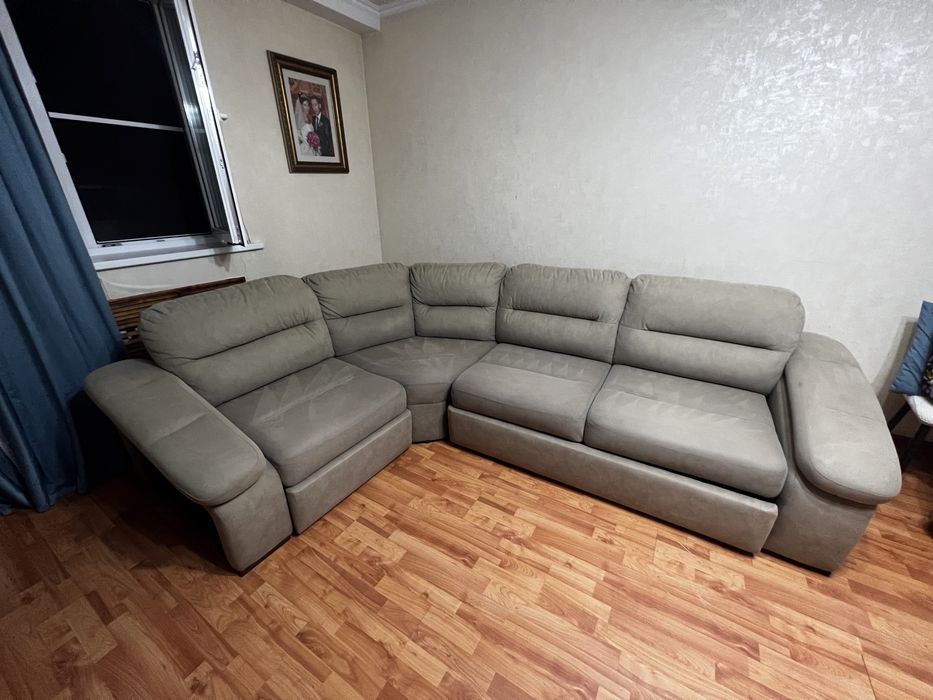 Продам диван Россия Рокси