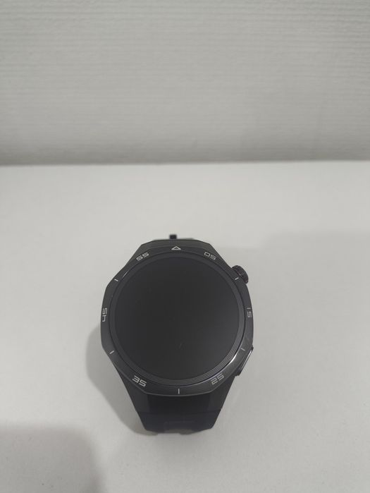 Продаю часы Huawei Watch GT 5 Pro
