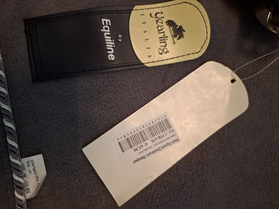 Продаются попоны для лошадей.Новые.Привезли из ГЕРМАНИИ.фима,качество