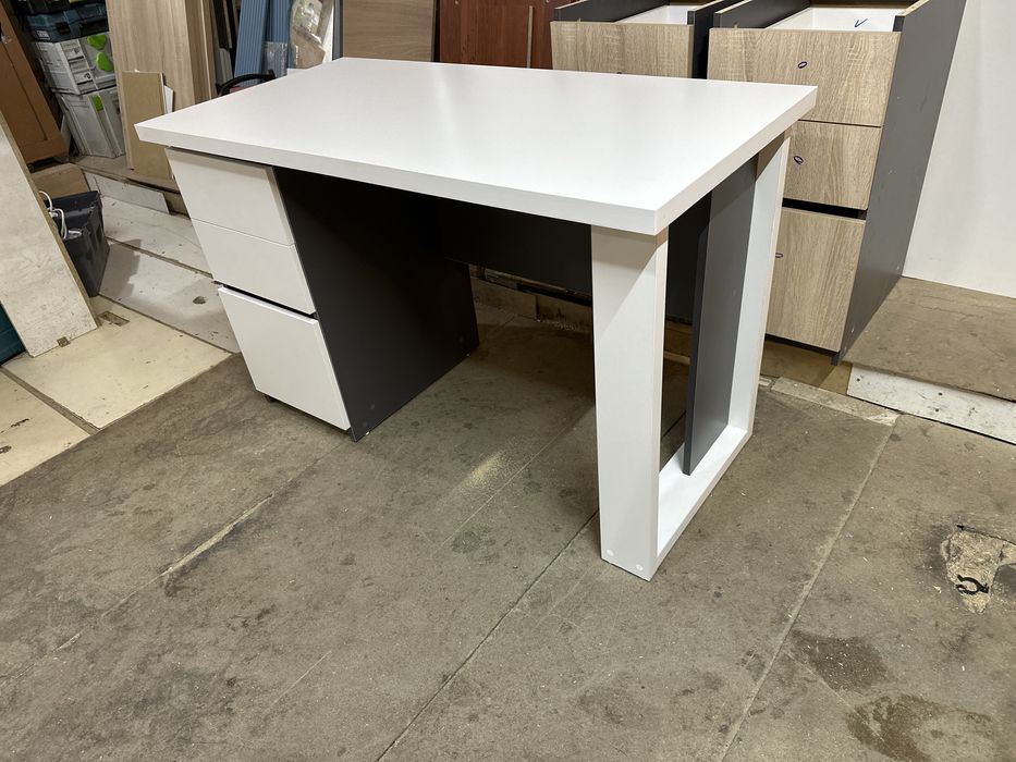 Продам готовые столы рабочий "Venus 2" стол