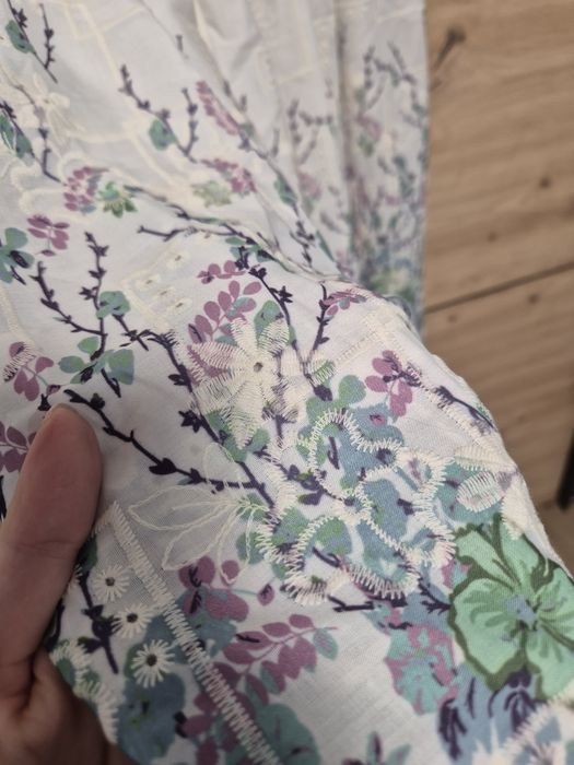 Елегантна нежна рокля