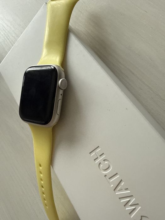 Продам apple watch 8 series