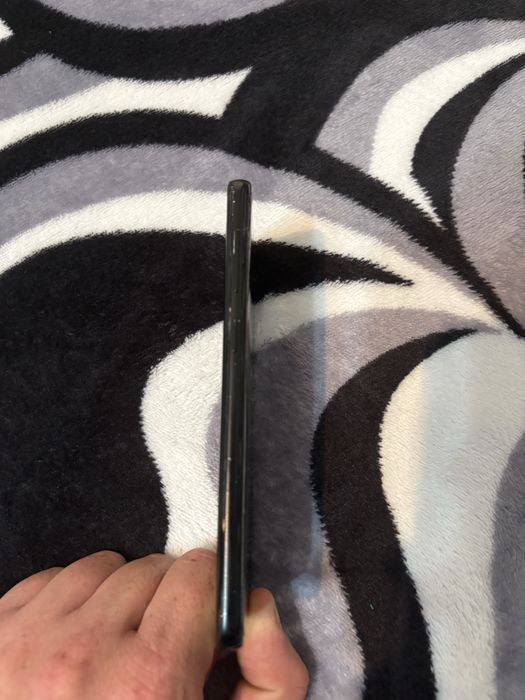 Vand iphone 11 pro !