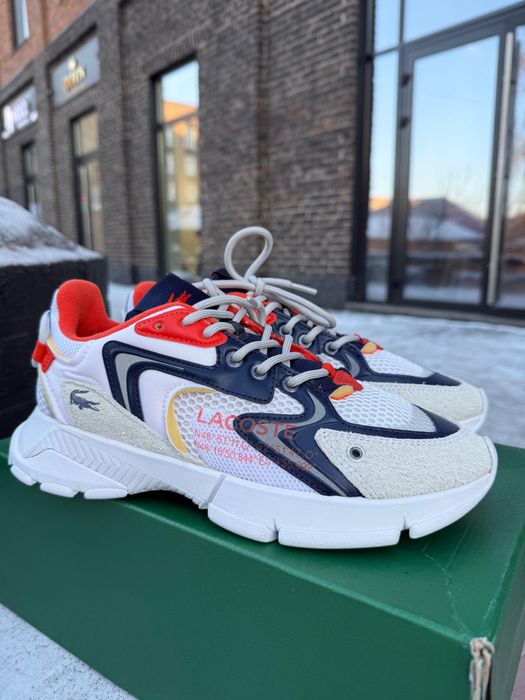 Женские кроссовки Lacoste