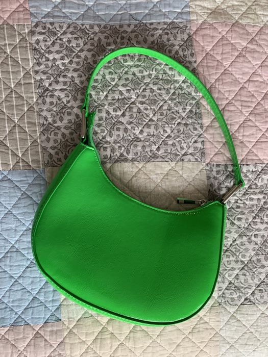 Зелена чанта на Pull&Bear