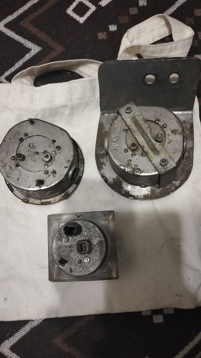 запчасти на ретро автомобили.