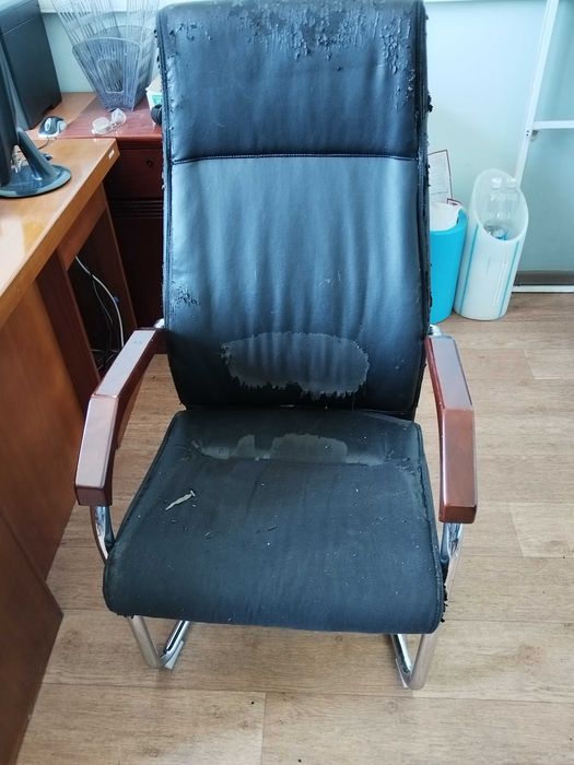 Продам кресла бу.