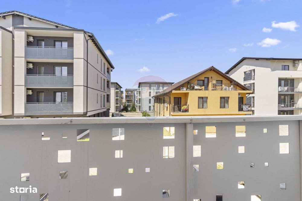 Apartament cu 3 camere de vânzare și parcare, bloc nou, zona Giroc