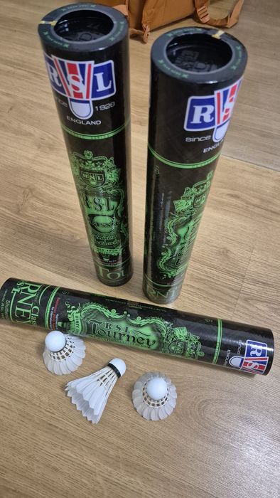 Fluturasi Badminton RSL