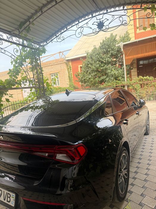 KIA K5 чистая хорошая машина уста гормаган аккуратно хайдалган