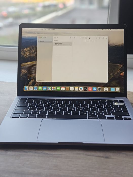 Macbook pro m2 2022года  Макбук про м2