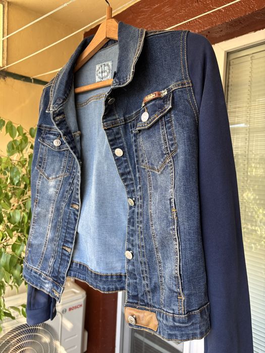 Дамско дънково яке