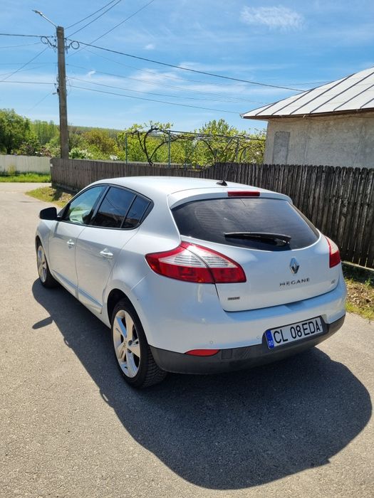 Vând Renault Megane III 2012