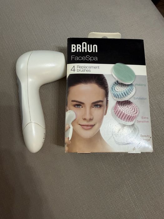 Четка за лице Braun