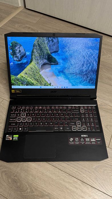 Acer Nitro 5 Гейминг лаптоп RTX 3070 8GB / Ryzen 7 / 16GB RAM – Перфектен