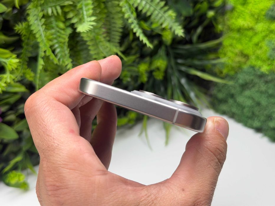 iPhone 15 Pro 128GB 100% Natural Гаранция