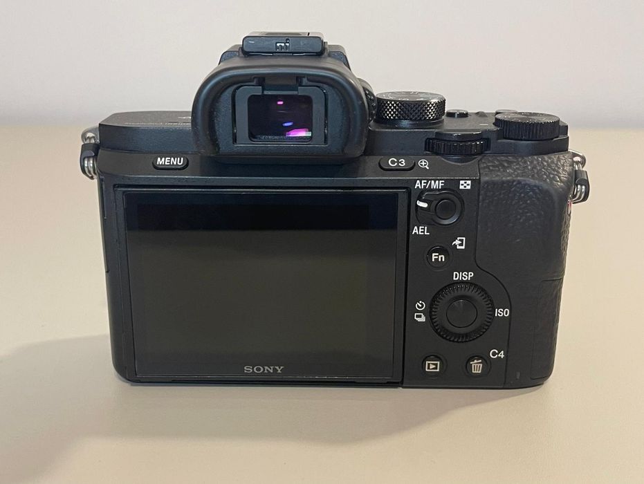 Sony A7 II Full Frame + 50mm F1.8 + 28-70mm + Accesorii