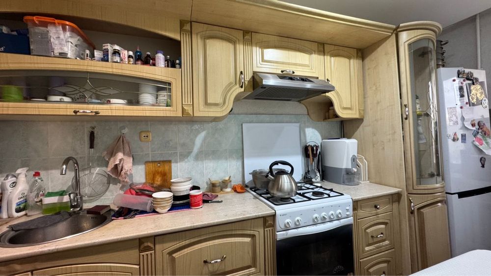 Кухонный гарнитур срочно