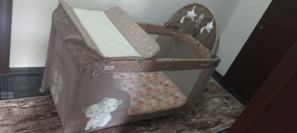 Сгъваема бебешка кошара