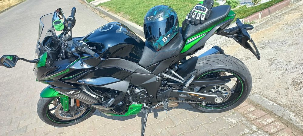 Kawasaki Ninja 1000SX 23'