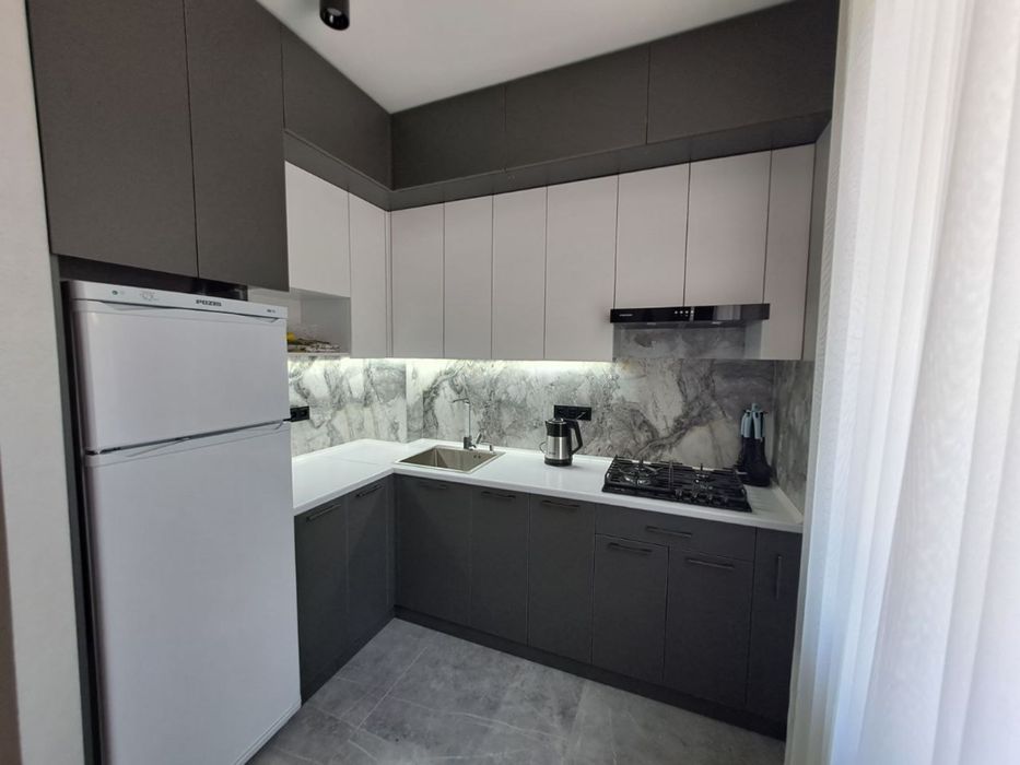 Хар хил турдаги мебел лар кухинийлар