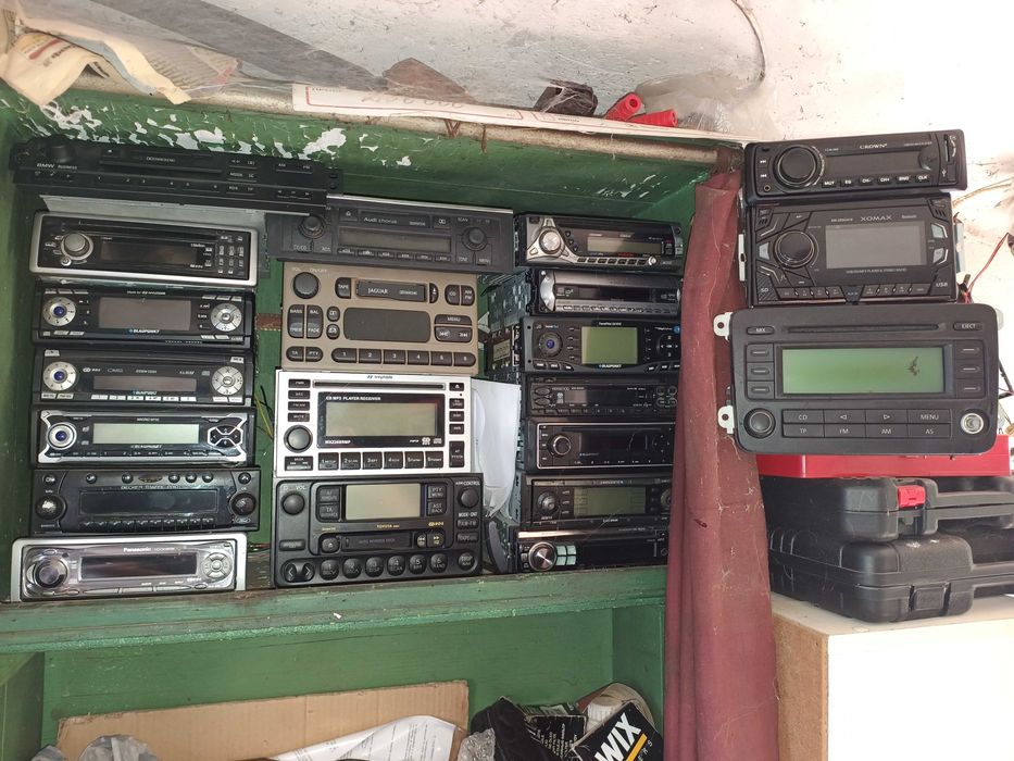 Касетофони за коли различни модели