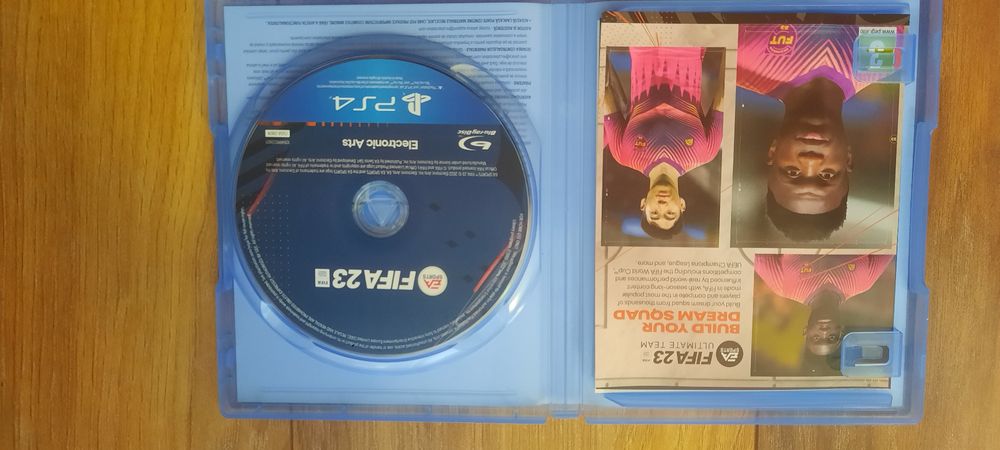Vand fifa 2023 ps4 in stare foarte buna