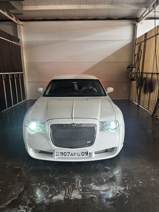 Продается Chrysler 300C, 2005года