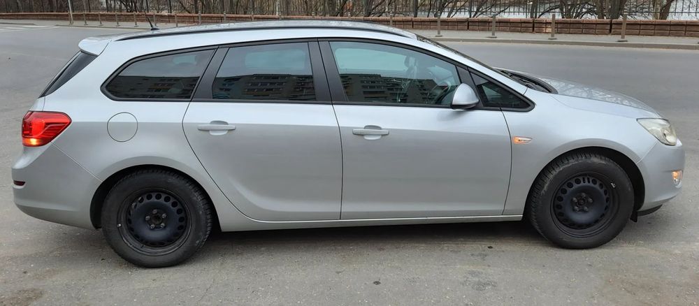 Opel Astra Opel Astra J 1.4 Turbo 140cp + GPL Zavoli, 2012