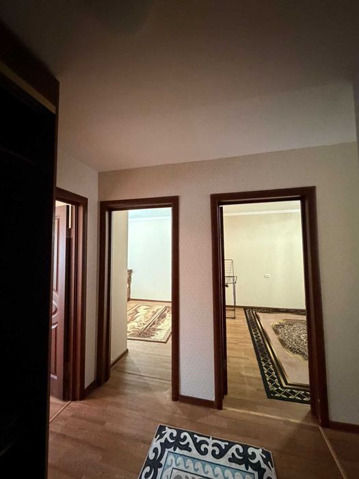 продается 3 ком район Схи