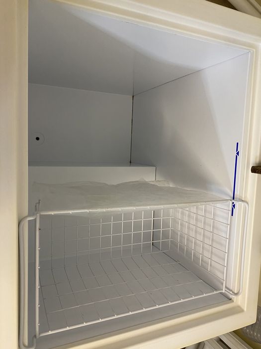 Морозильник Бирюса