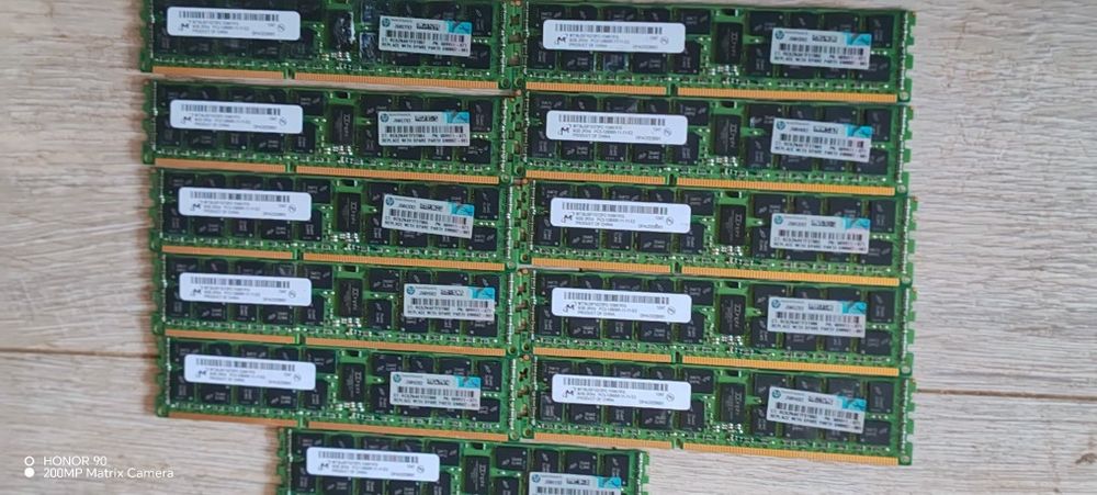 Micron memori server ECC MT36JSF1G72PZ-1G6M1 8GB PC3-12800 DDR3