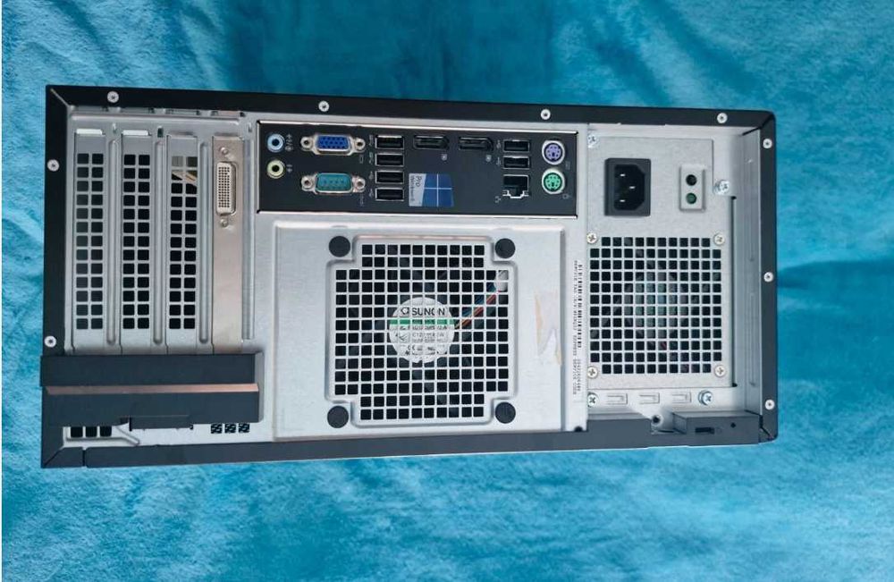 Мощна Fujitsu P757| I5 7400|NVIDIA P600 4 | 16 RAM | 120gb m.2+ 500 gb