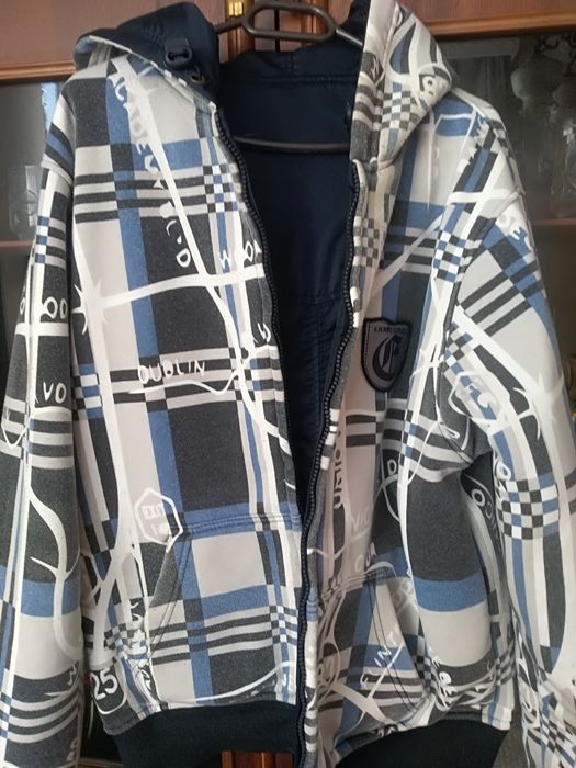 Мъжко яке с две лица с качулка