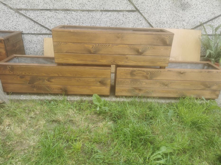 Дървени Кашпи размери по поръчла