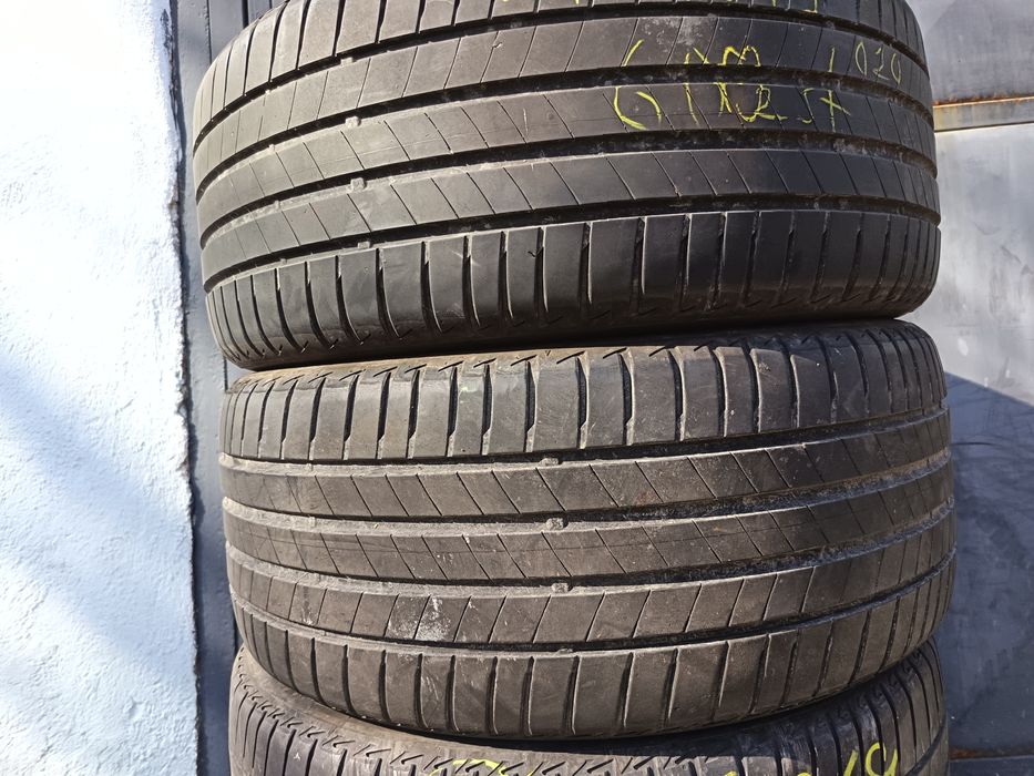 Anvelope vara 245 40 19 Bridgestone 2020 5-5.9mm