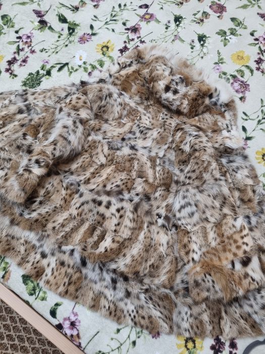 Haina din blana naturala de linx
