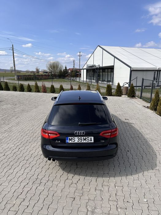 Audi A4 2.0 TDI AVANT 2014 b8.5 Facelift