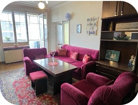 Давам четиристаен апартамент под наем до колхозен пазар