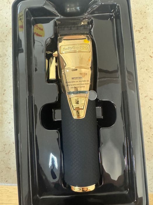 Професионална машинка за подстригване