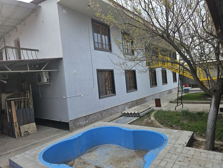 СРОЧНО Участок на Ийк-Ота 10,5 соток 10комнат+5 подсобный!