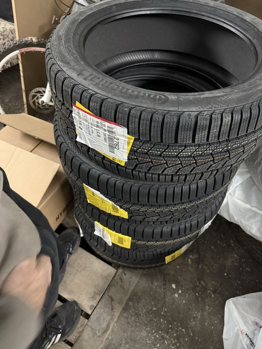 Continental wintercontact ts860s 235/45/18 DOT24