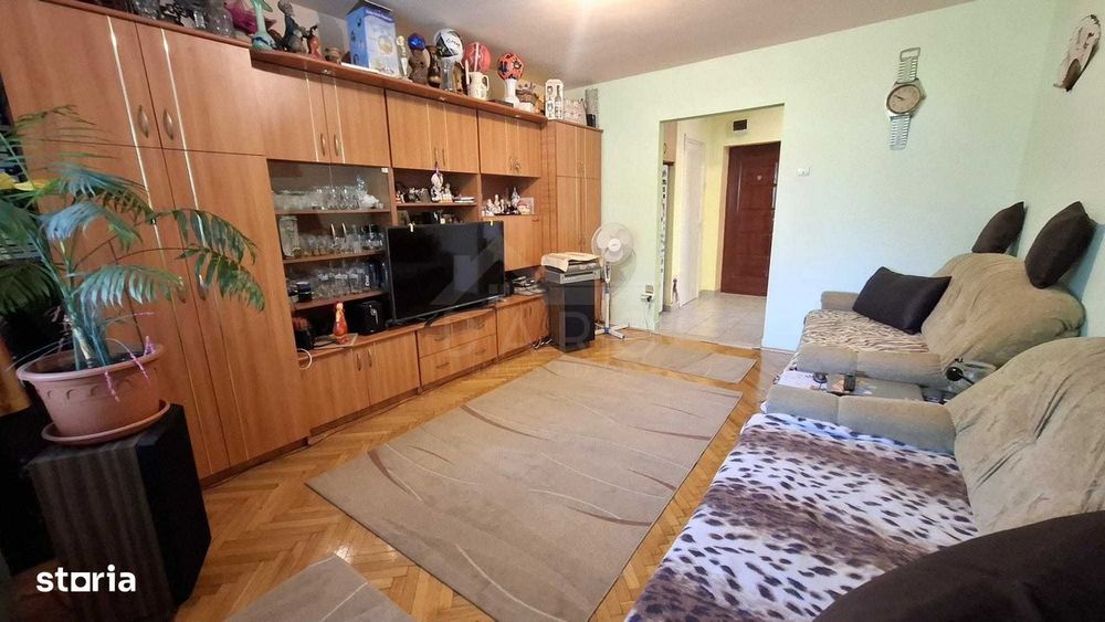 De vanzare Apartament cu 3 camere — fotografia 1