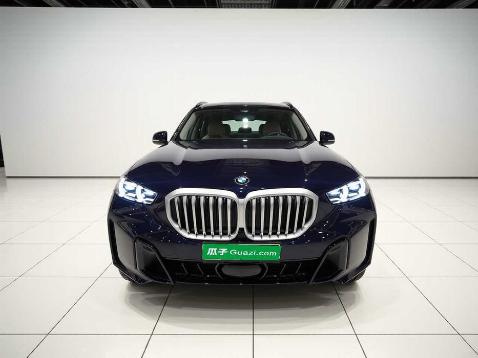 BMW X5 2026 xDrive 40Li M Sport Night Package