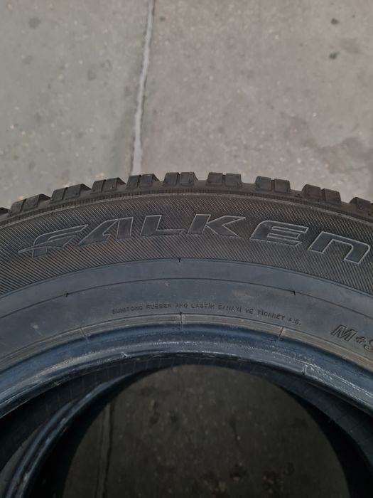 Зимни гуми 2 броя FALKEN EuroWinter HS01 Suv 235 60 R17 дот 3621