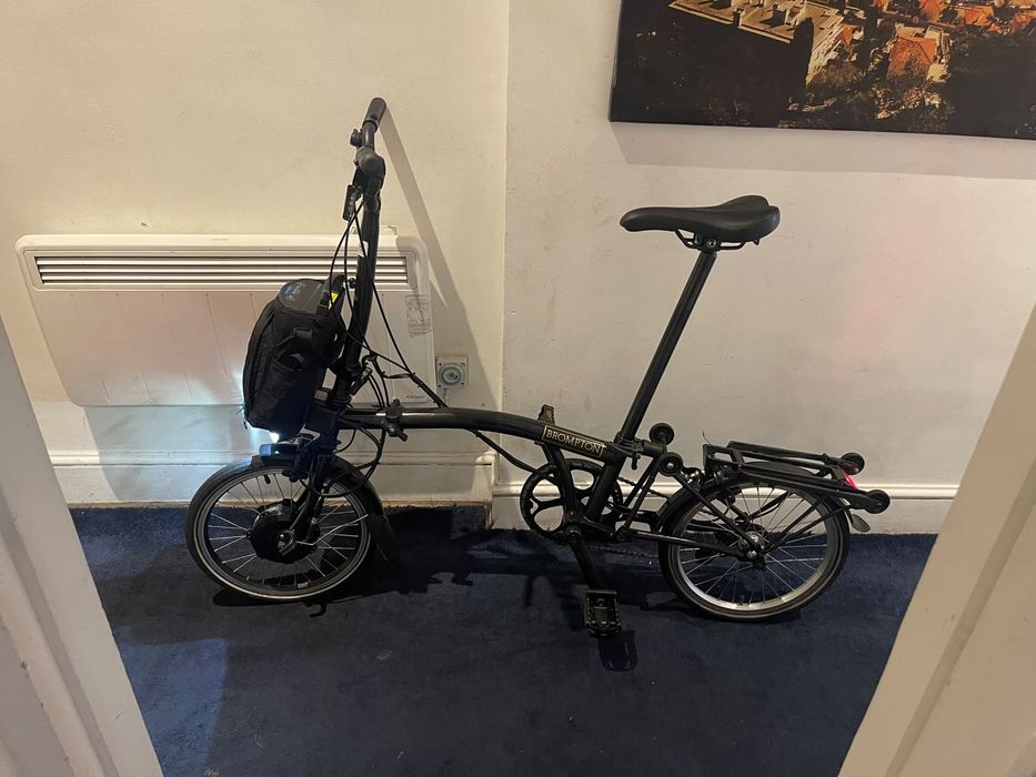 Bicicleta electrica brompton 2 viteze an 2020,neagra sidef