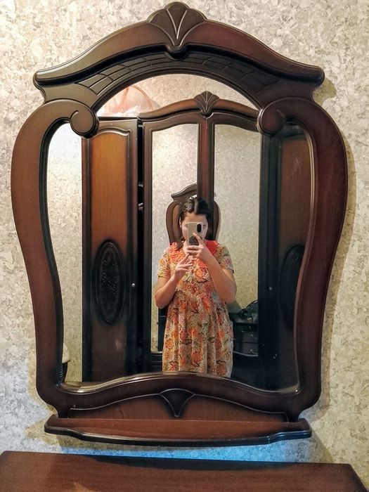 Спальный гарнитур