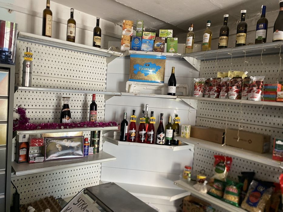 Продам оборудывание для магазина