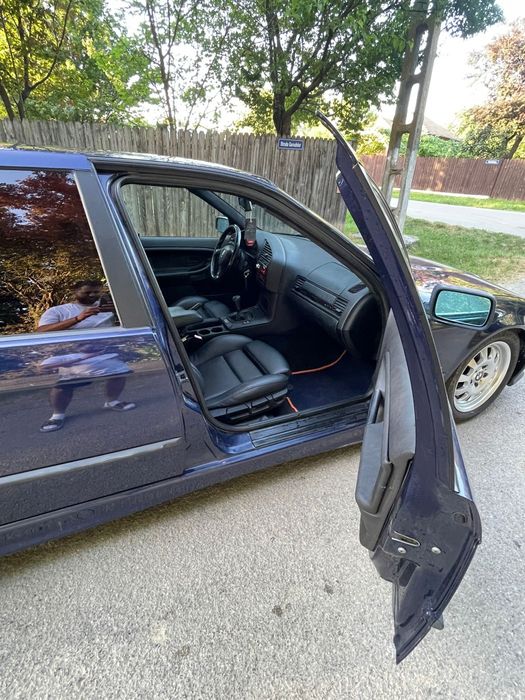 Vând BMW e36 316i 1997 benzina distribuție pe lanț fara rugina